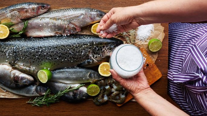 Elimina el olor a pescado de tu cocina con tan sólo 1 ingrediente