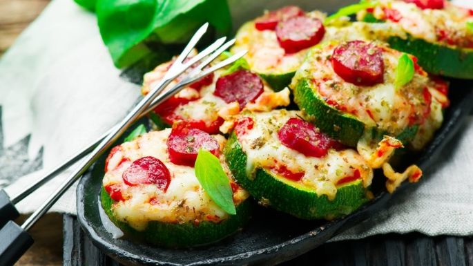 Pizzas divertidas para los más pequeños: Mini pizzas de calabacín