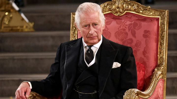 ¿Y si rechaza el trono? Descubre quién reinaría en caso de que Carlos III decidiera abdicar