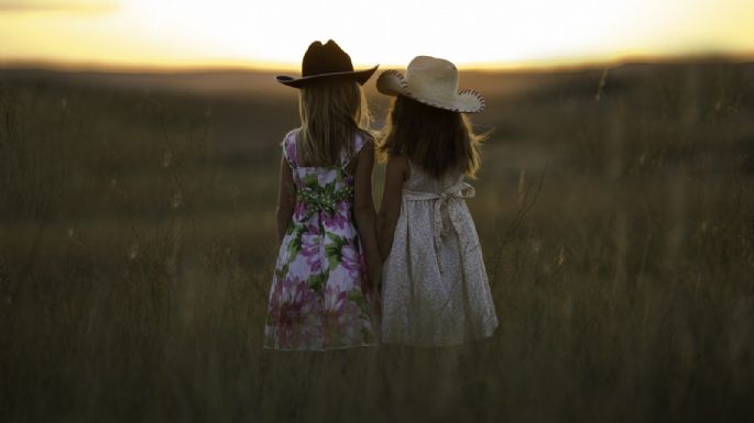 Estas son las 9 señales que te indicarán si tu hermana es realmente tu mejor amiga