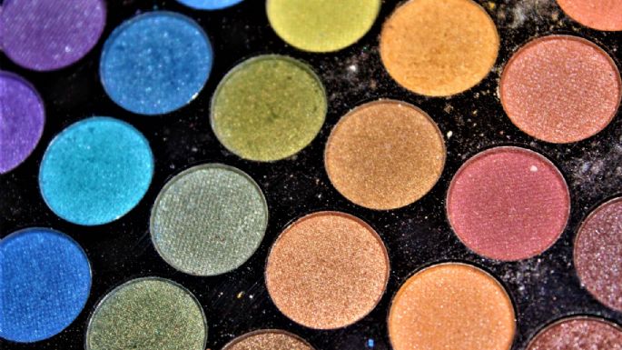 Sombras con 'glitter': Claves para aplicarlas y verte como toda una diva iluminada