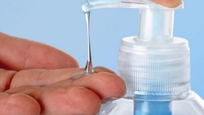 Aprende a hacer tu propio gel antibacterial paso a paso desde la comodidad de tu casa