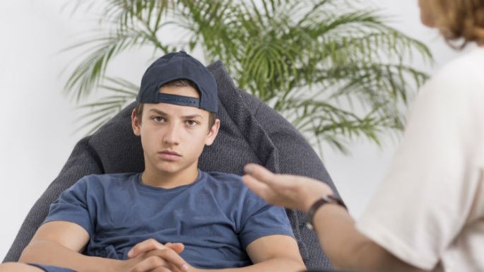 ¿Tu hijo adolescente es muy agresivo? Conoce las causas por las que puede tener este comportamiento