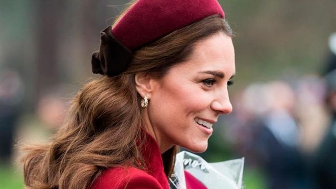 ¡Cómo de la realeza! Así puedes lucir las diadema gruesas que Kate Middleton puso de moda