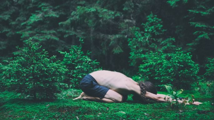 Balasana o postura de bebé: Estos son los beneficios de esta famosa posición de yoga