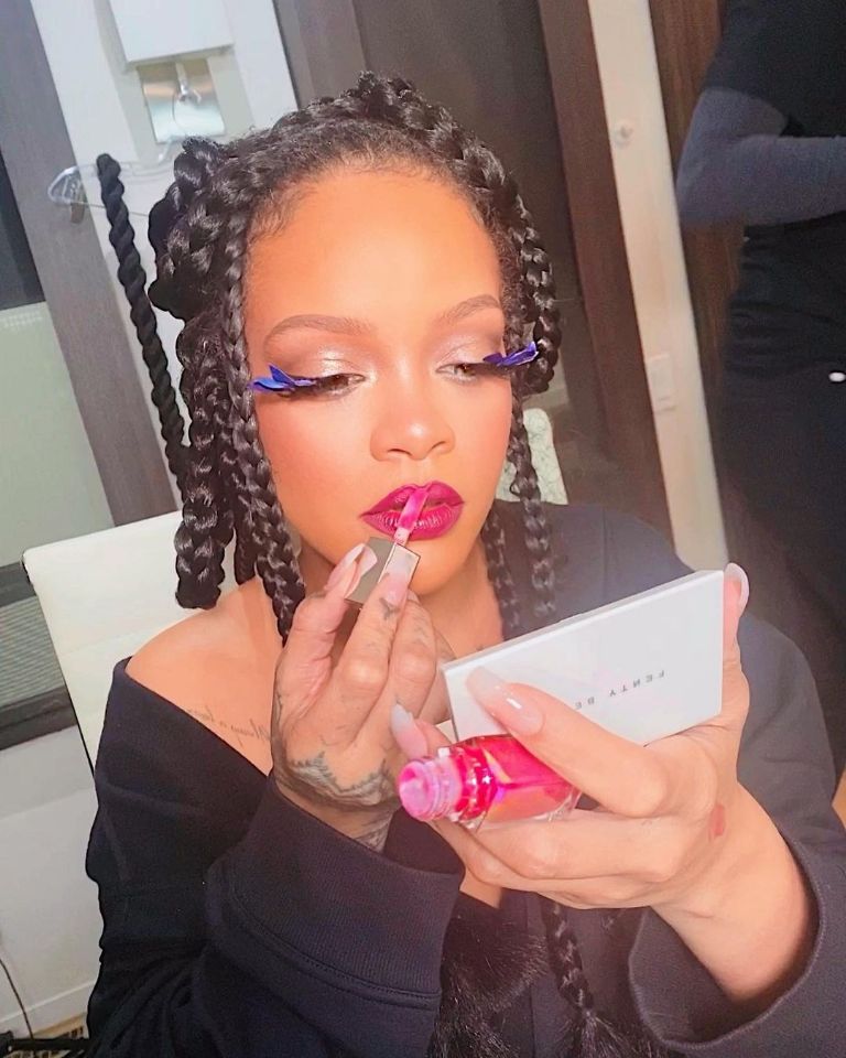 Rihanna labios