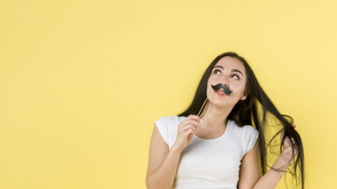 ¿Has probado dejarte el bigote? Conoce la última tendencia de la moda sin estereotipos