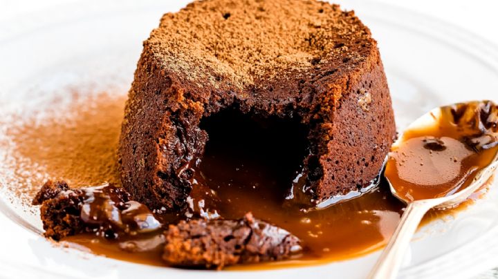 ¡El mejor postre de Internet! Este fondant de dulce de leche hará de tu día algo mágico