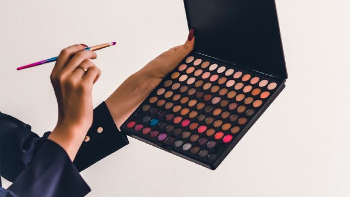 Adelántate a las tendencias con los tipos de maquillaje de moda para el 2022