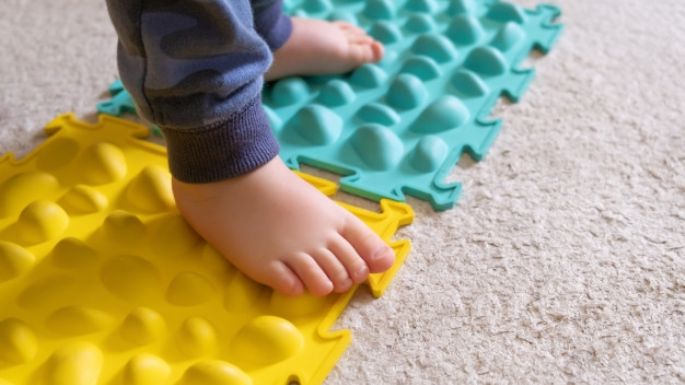 Conoce las ventajas de las alfombras de juego para la habitación de los niños