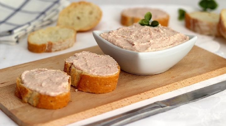 ¡Delicioso y práctico! Acompaña tus tardes de series con este delicioso paté de jamón