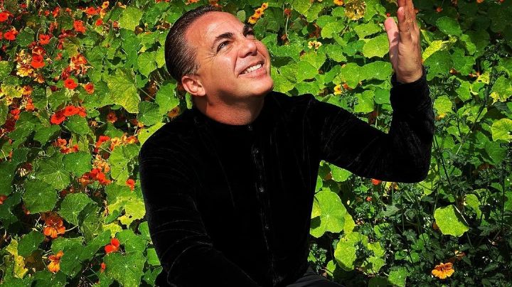 ¡Al fin! Cristian Castro deja la soltería y presenta a su nueva novia en Instagram