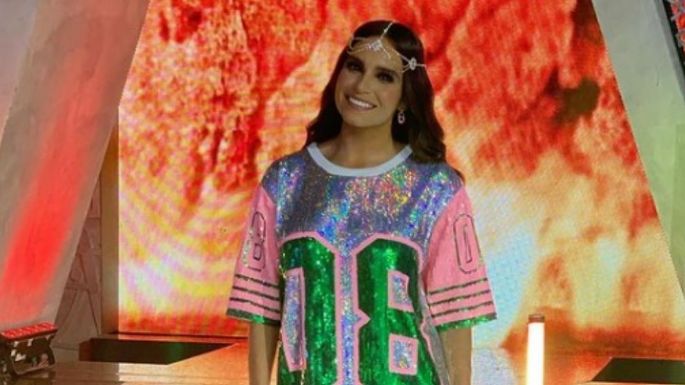 Tania Rincón y su vestido holográfico: Una tendencia que debes probar