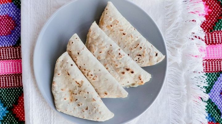 ¿Sabes lo que te comes? Conoce el desglose nutricional de las quesadillas