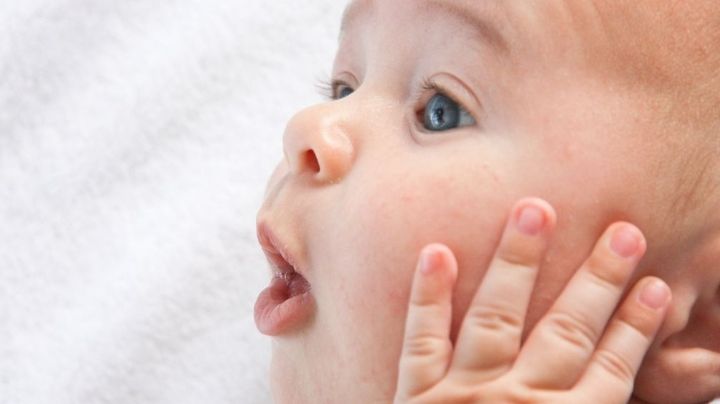 Descubre más del control de la cabeza de los bebés y sus ventajas en el desarrollo