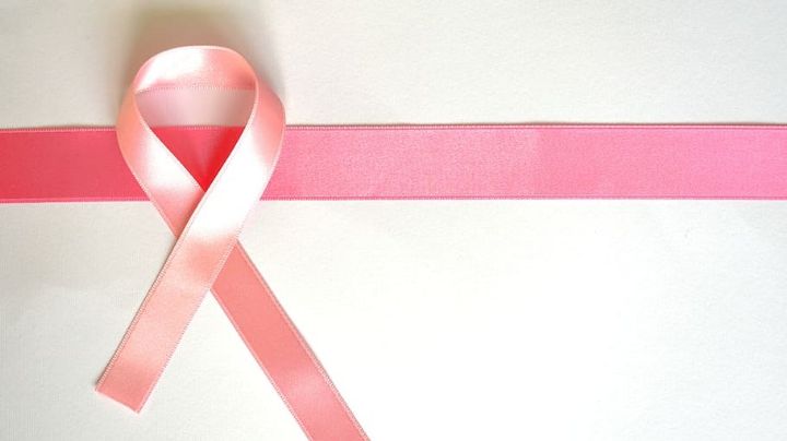 Mes de la lucha contra el cáncer de mama: Esta enfermedad afecta más mujeres jóvenes