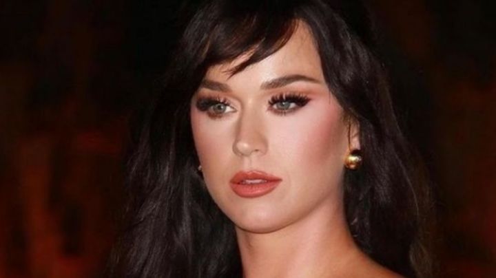 Katy Perry luce el vestido de látex perfecto para la temporada otoño-invierno