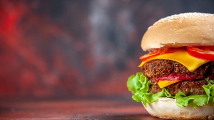 Prepara tus propias carnes de hamburguesa y personaliza tu comida
