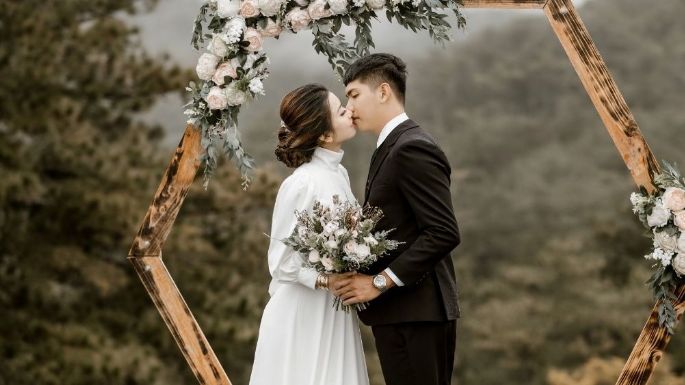 Lo más novedoso para el día más especial: Mira estos peinados elegantes para tu boda