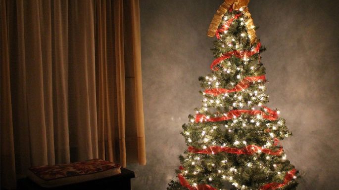 ¿Ya lo pondrás? Asegúrate de limpiar bien tu árbol de Navidad artificial con estos consejos