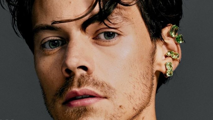 FOTOS: Harry Styles muestra su versatilidad al posar para la revista Dazed