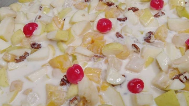 Prepárate para Navidad: Aprende hacer esta ensalada de manzana con bombones