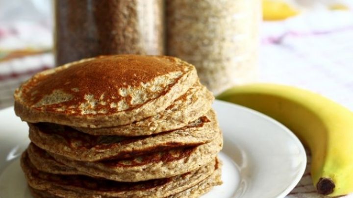 Conoce estas deliciosas y saludables recetas de hotcakes con avena