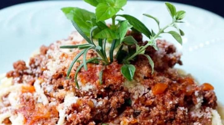 Aprende a preparar un pastel de espagueti para la cena de Nochebuena