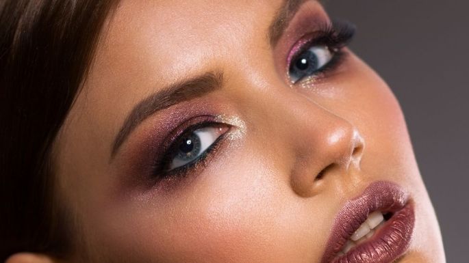 ¿Te ves naranja? Consejos para que tu base de maquillaje no se oxide en el día