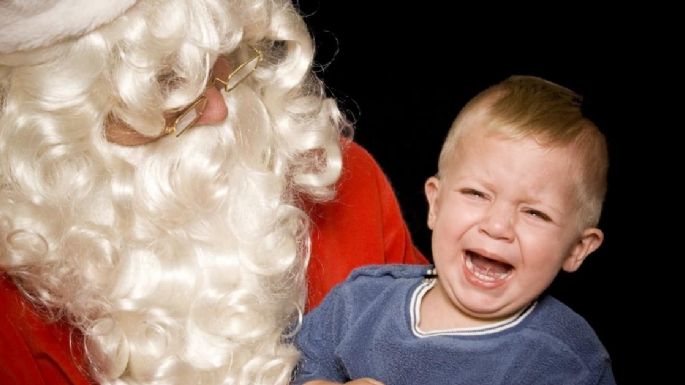 Descubre por qué tus hijos pequeños podrían tenerle miedo a Santa Claus