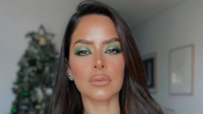 ¡Muy festivo! Aprende a hacer este maquillaje navideño en tonos verde y dorados