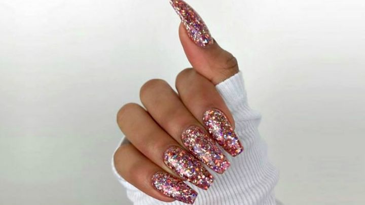 'Glitter nails': Así es como las puedes llevar para Navidad y año nuevo