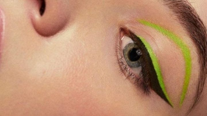 Marca tu mirada con un color diferente: Así es como puedes usar el delineador verde