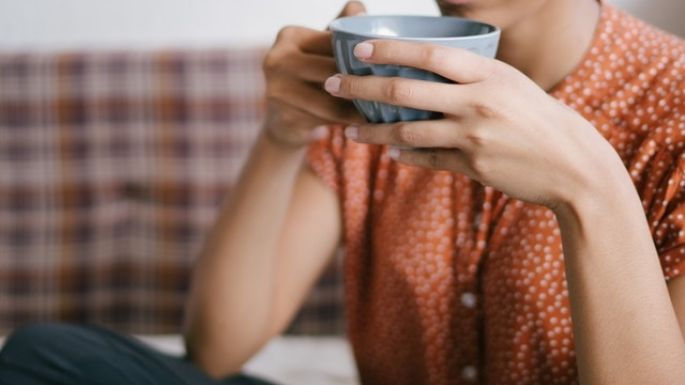 ¿Cuántas tazas de café tomas al día? Ten cuidado, tomar demasiado provocaría demencia