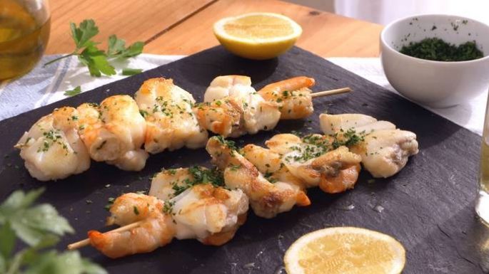 Brochetas de rape y gambas: Un manjar exótico de Japón a tu cocina con esta receta