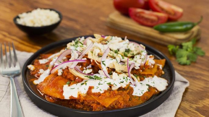 Chilaquiles con chile morita: Una deliciosa opción para tus fines de semana en familia