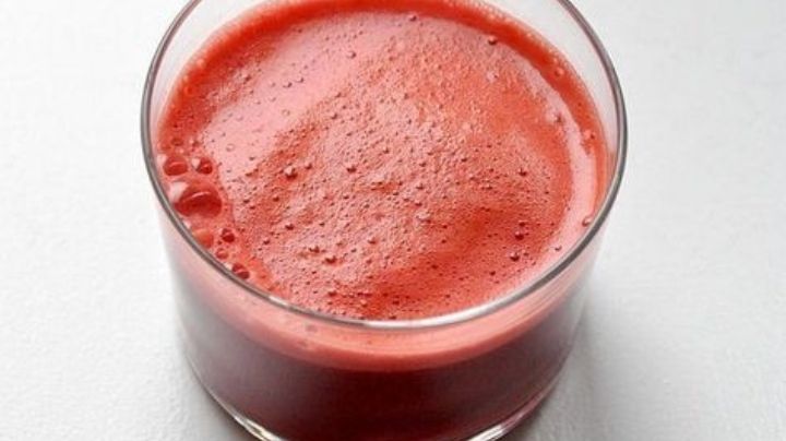 Rejuvenece con este delicioso jugo rojo antioxidante: Descubre cómo prepararlo