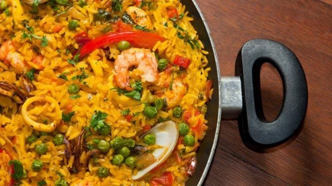 Paella mixta rápida: Un éxito rotundo en tu mesa para la hora de la comida que debes preparar