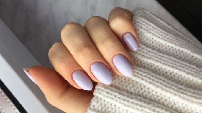 ¿Eres fan del color morado? Llévalo en tus uñas con estos sencillos diseños