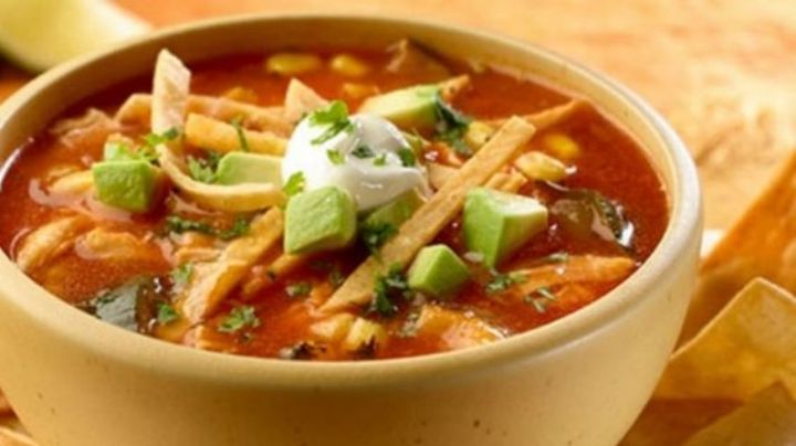 ¡Una receta muy mexicana! Aprende a hacer la clásica y deliciosa sopa de tortilla