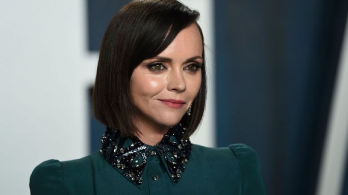 Tim Burton busca a Christina Ricci para el papel de Morticia en 'La familia Addams'