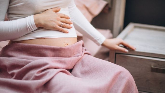 Un síntoma más del embarazo: Descubre por qué aparece el dolor de costillas