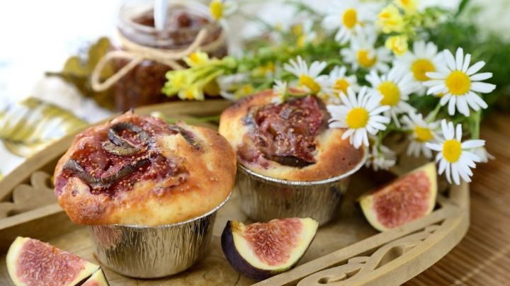 Estos muffins de higo esponjosos y deliciosos son ideales para acompañar tus tardes