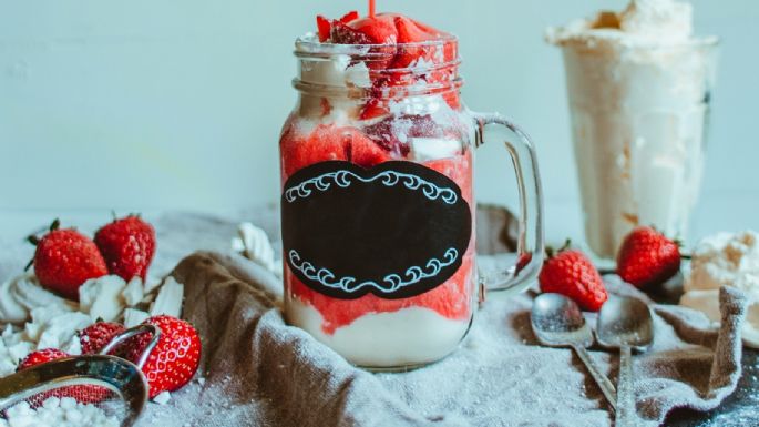 ¡Sin culpa! Prepara este saludable postre de fresas con crema vegana que te encantará