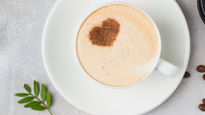 ¿Buscas con qué sustituir tu café? Esta receta es la ideal; aprende a hacer cúrcuma latte