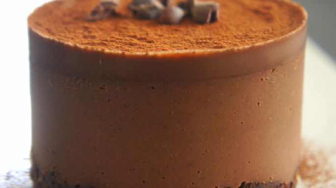 ¿Quieres un postre delicioso? Prepara este mousse de chocolate amargo con Ferrero