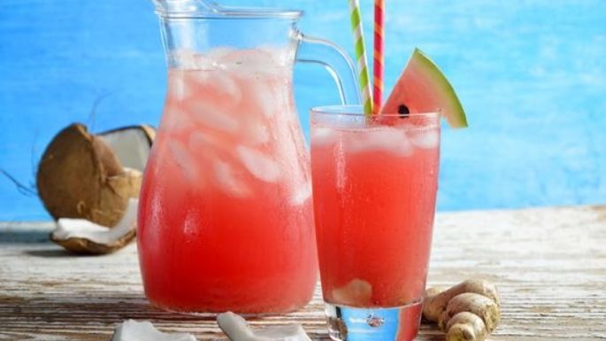 Un 'mocktail' muy refrescante: Prepara esta bebida de sandía y agua de coco