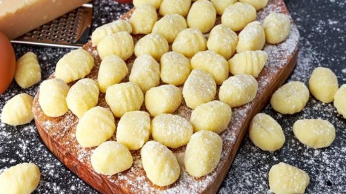 Prepara unos ñoquis fácil y rápido: Aprende a hacer esta tradicional pasta con esta receta