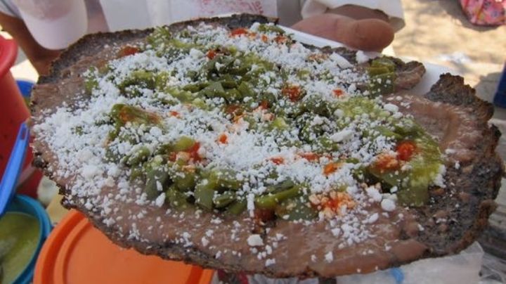 Tlayudas: Conoce 35 centímetros de puro sabor y tradición hechos tortilla