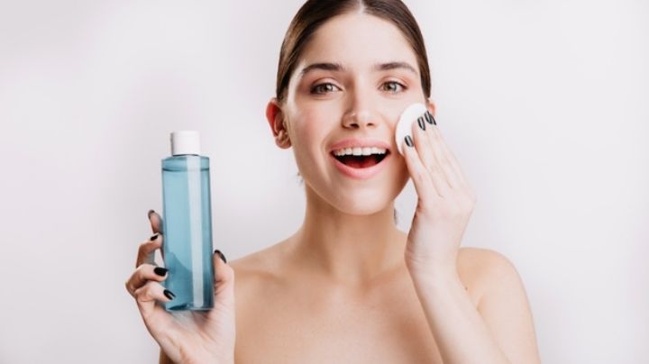 Agua micelar: Conoce cuáles son los mitos más comunes sobre este producto cosmético